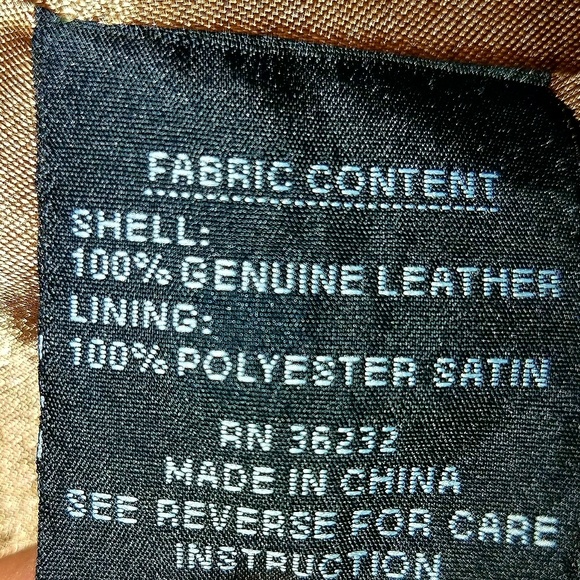 Gallery women's light jacket, gold in color - Picture 6 of 7